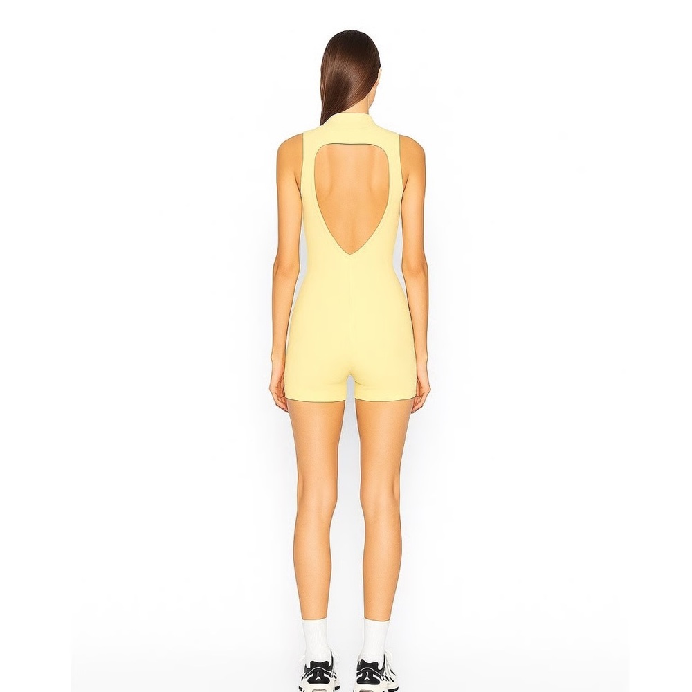 NWT Revolve x GIGI C Keelan Romper Size Small - Picture 2 of 7
